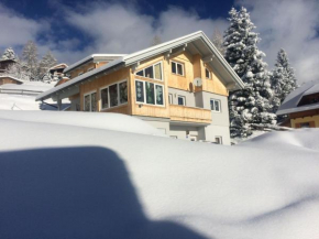 Holiday Home Pistenblick-4 by Interhome